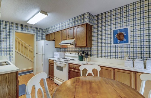 Palmetto Dunes Condo | 3410 Carolina Place - Townhome with Carolina Room and Loft and Nature Views