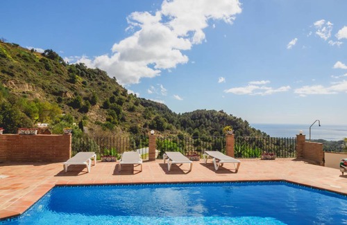 Mijas Villa | 346 m² Villa ∙ 3 bedrooms ∙ 7 guests