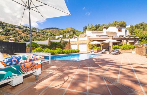 Mijas Villa | 346 m² Villa ∙ 3 bedrooms ∙ 7 guests