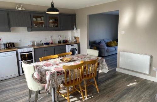 Kilkee House | 35 Atlantic View, Kilkee
