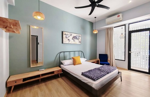 Tanjung Bungah House | 35 BeachHouse Batu Ferringhi 7 Bedroom 7 Bathroom 5 min from the beach!