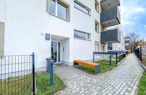 Wola Duchacka Apartment | 35 m² Apartment ∙ 1 bedroom ∙ 4 guests