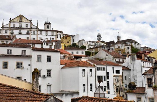 Coimbra City Centre Bed & Breakfast | 35 m² Bed and breakfast ∙ 3 guests