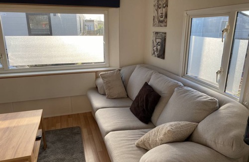 Nieuwvliet Ski Chalet | 35 m² Chalet ∙ 2 bedrooms ∙ 4 guests
