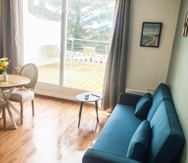 Dernier Sou Apartment | 35 m2 charmant plus 30 M2 de terrasse Accès jardin SPA