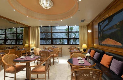 Kypseli Hotel | 35 m² Hotel ∙ 10 guests