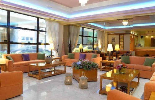 Kypseli Hotel | 35 m² Hotel ∙ 10 guests