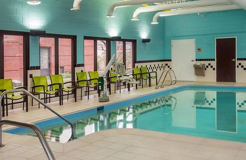 Gaithersburg Hotel | 35 m² Hotel ∙ 127 guests