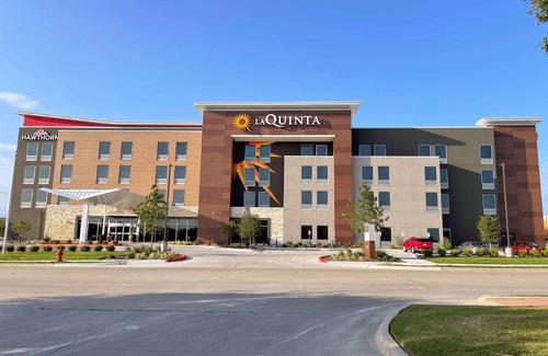 Pflugerville Hotel | 35 m² Hotel ∙ 127 guests