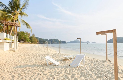 Pantai Tengah Hotel | 35 m² Hotel ∙ 127 guests
