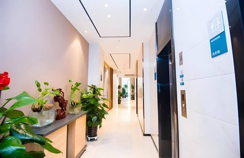 Jingkou District Hotel | 35 m² Hotel ∙ 2 bedrooms ∙ 2 guests