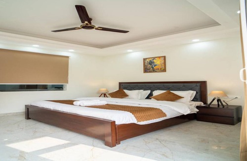 Gurugram Hotel | 35 m² Hotel ∙ 2 guests