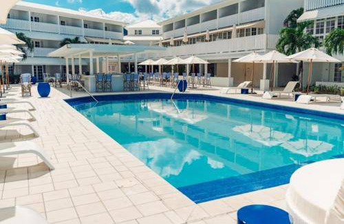 Rodney Bay Hotel | 35 m² Hotel ∙ 2 guests