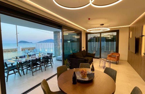 Laganas Hotel | 35 m² Hotel ∙ 3 bedrooms ∙ 10 guests