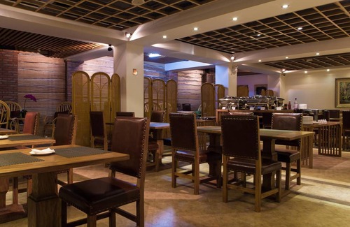 Jing'an Hotel | 35 m² Hotel ∙ 4 guests