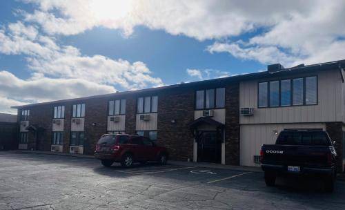 Iron Mountain Hotel | 35 m² Hotel ∙ 7 guests