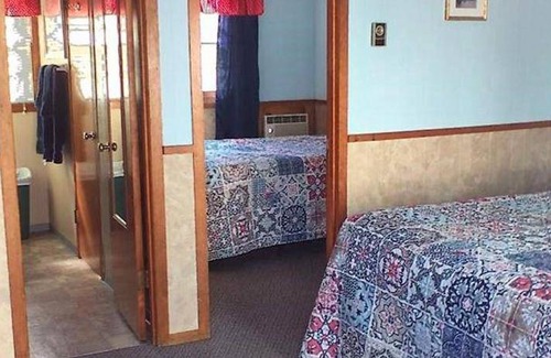 Cheboygan Hotel | 35 m² Motel ∙ 2 bedrooms ∙ 127 guests