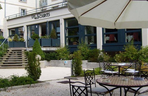 Luxeuil-les-Bains Apartment | 35 m² Serviced apartment ∙ 5 guests