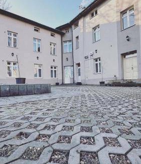 Dabrowa Gornicza Apartment | 35 m² Serviced apartment ∙ 4 guests