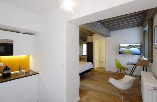 Aubusson Apartment | 35 m² Serviced apartment ∙ 4 guests