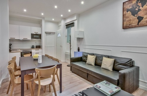 Quartier du Faubourg-Montmartre Apartment | 35 - Urban Pretty Flat near Grands Boulevards
