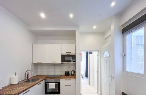 Quartier du Faubourg-Montmartre Apartment | 35 - Urban Pretty Flat near Grands Boulevards