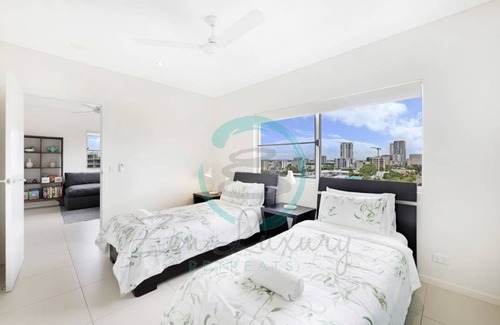 Darwin City Centre Apartment | 350 m² Apartment ∙ 4 bedrooms ∙ 9 guests