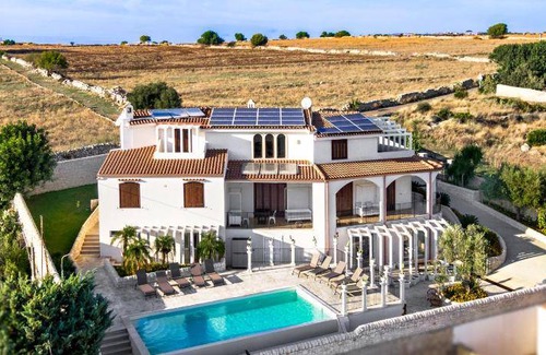 Marina di Ragusa Bed & Breakfast | 350 m² Bed and breakfast ∙ 7 bedrooms ∙ 14 guests