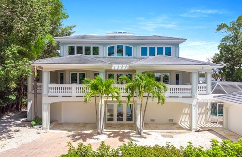 Captiva House | 350 m² House ∙ 5 bedrooms ∙ 16 guests
