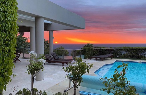 Camps Bay Villa | 350 m² Villa ∙ 4 bedrooms ∙ 8 guests