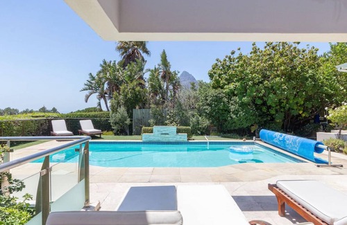 Camps Bay Villa | 350 m² Villa ∙ 4 bedrooms ∙ 8 guests