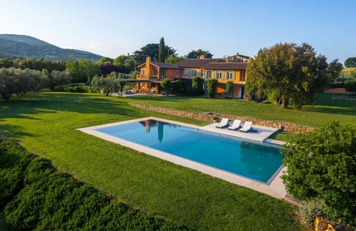 Capalbio Villa | 350 m² Villa ∙ 5 bedrooms ∙ 10 guests