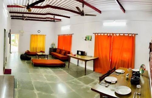 Gorai House | 3500 m² House ∙ 2 bedrooms ∙ 13 guests