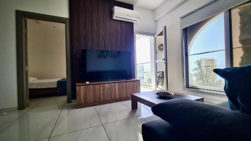 Agios Tychon Apartment | 351 Turquoise Oasis