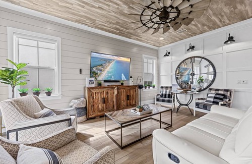 Miramar Beach House | 353 m² House ∙ 7 bedrooms ∙ 22 guests