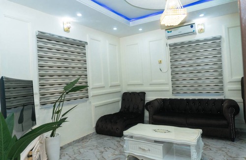Enugu Apartment | 355 m² Apartment ∙ 3 bedrooms ∙ 6 guests