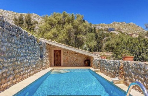 Urbanitzacio la Font House | 355 m² House ∙ 5 bedrooms ∙ 8 guests
