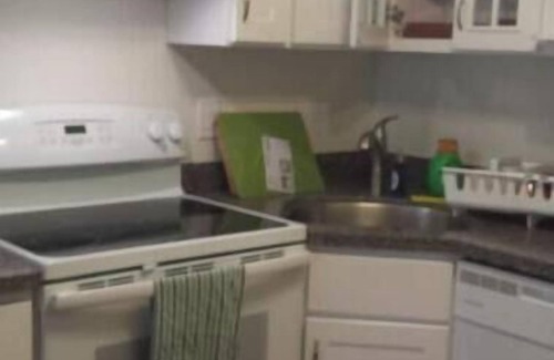 Downtown North Apartment | 357 #A 1bedrm/1bath,dwntwn,Stanford,park,AC Hardwd