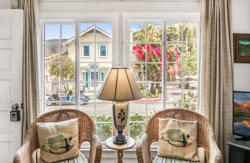 Avalon House | 357D: Comfortable Family Home, Lower Level Duplex, 3 Blocks to Beach & Shops