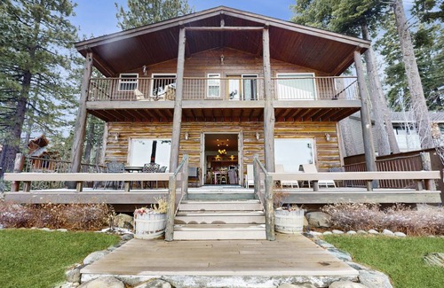 Lake Forest House | 359 m² House ∙ 5 bedrooms ∙ 10 guests