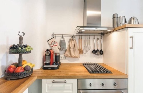 Laaber Apartment | 35qm große, komfortabel eingerichtete, 2014 sanierte FeWo