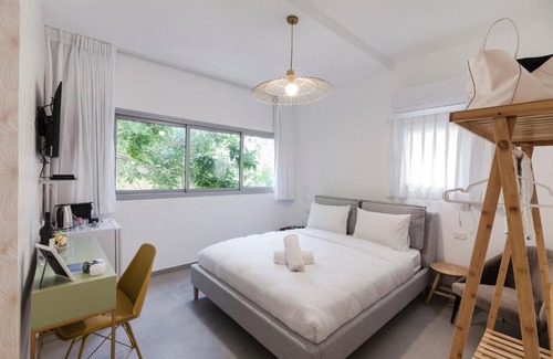 Kerem HaTeimanim Apartment | 36 Geula - By Beach Apartments TLV