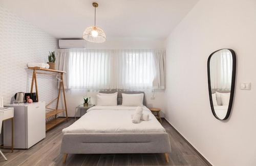 Kerem HaTeimanim Apartment | 36 Geula - By Beach Apartments TLV