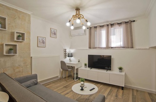 Thissio Apartment | 36 m² Apartment ∙ 1 bedroom ∙ 3 guests