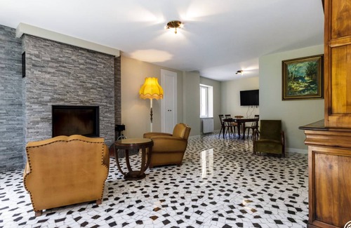 Pougues-les-Eaux Bed & Breakfast | 36 m² Bed and breakfast ∙ 1 bedroom ∙ 2 guests