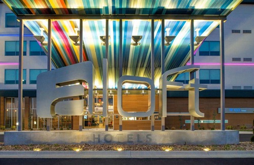 North Kansas City Hotel | 36 m² Hotel ∙ 127 guests