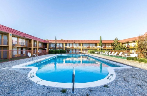 Ada Hotel | 36 m² Hotel ∙ 127 guests