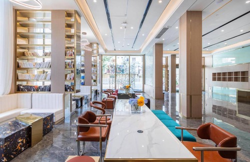 Long Hua Hotel | 36 m² Hotel ∙ 4 guests
