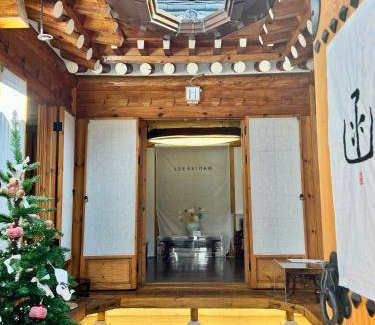 Gahoe-dong House | 36 m² House ∙ 2 bedrooms ∙ 4 guests