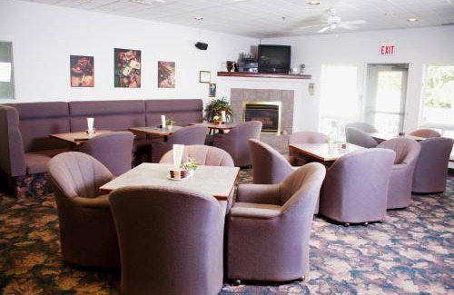 Lacombe Hotel | 36 m² Motel ∙ 5 guests
